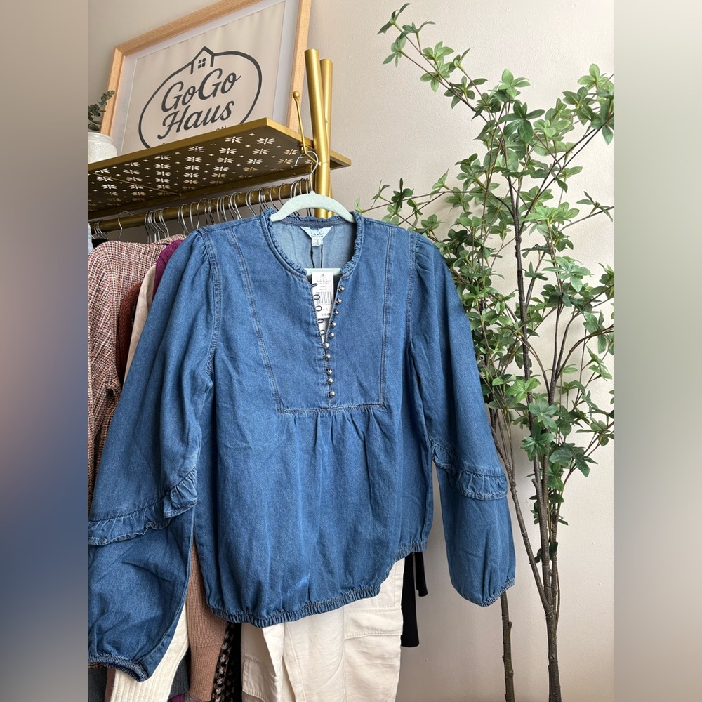 Nicole Miller boho Denim Blouse with Button Accents NWT - Picture 2 of 7
